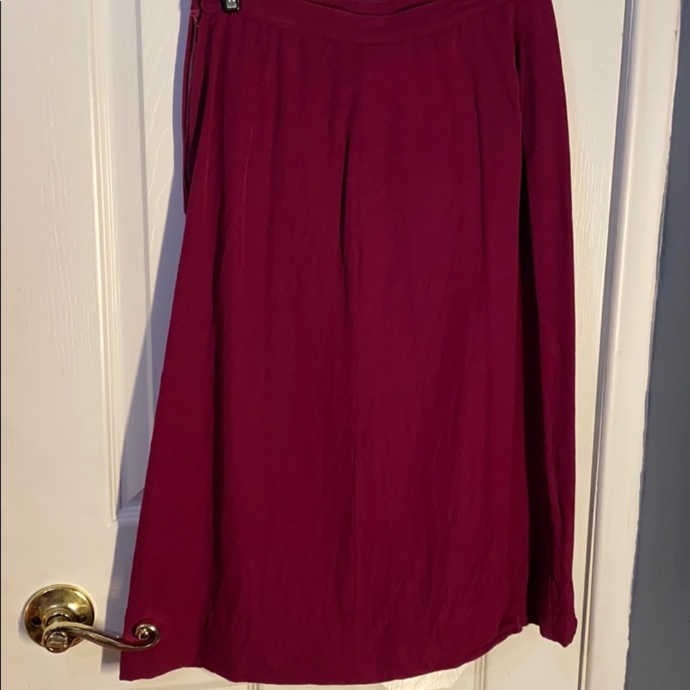 Skirt - Picture 2 of 3